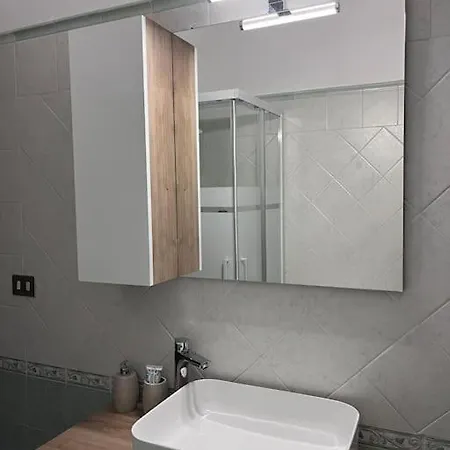 Fco Airport Titina's House Apartamento