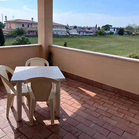 Fco Airport Titina's House Apartamento